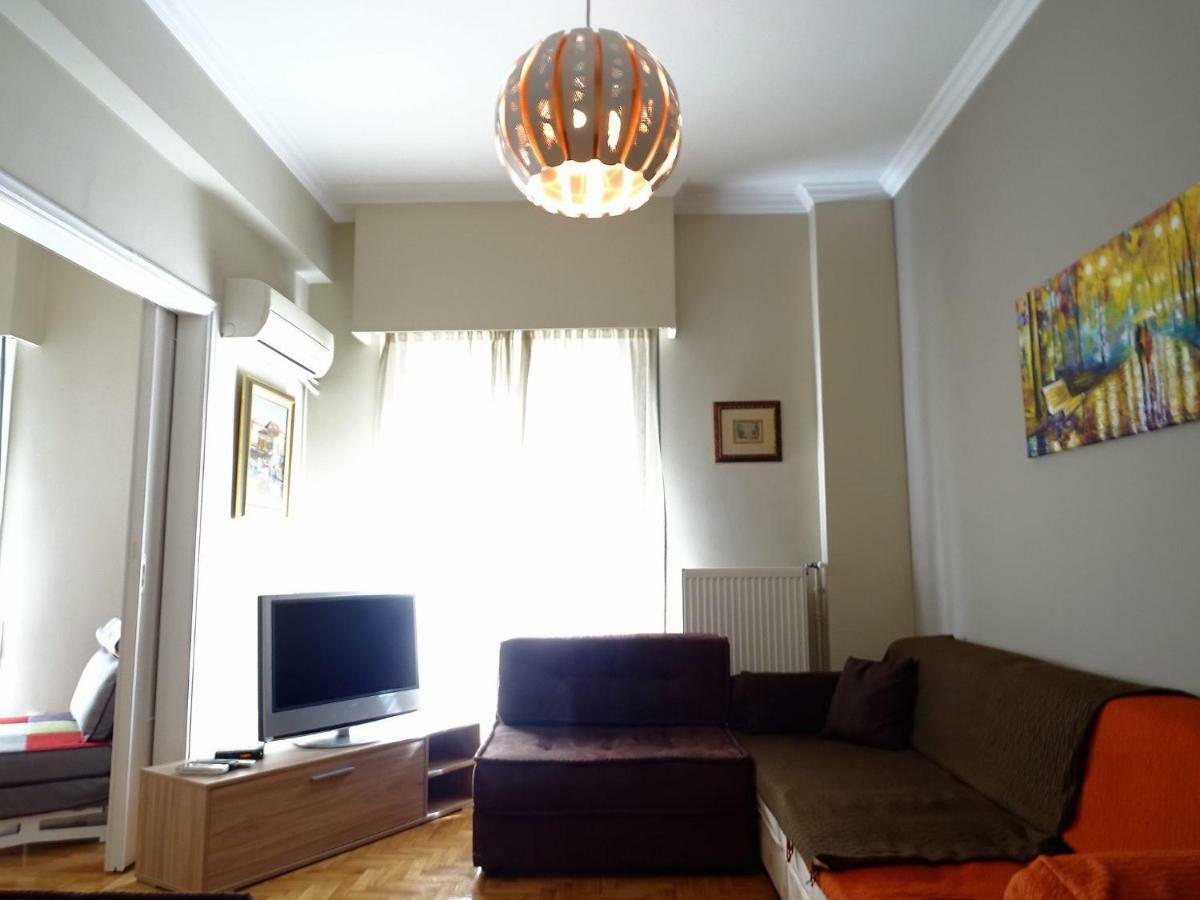 Chic Central Apartment In Evangelismos Metro Station Афины Экстерьер фото