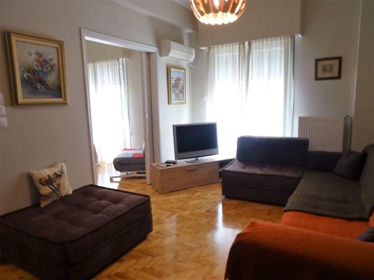 Chic Central Apartment In Evangelismos Metro Station Афины Экстерьер фото